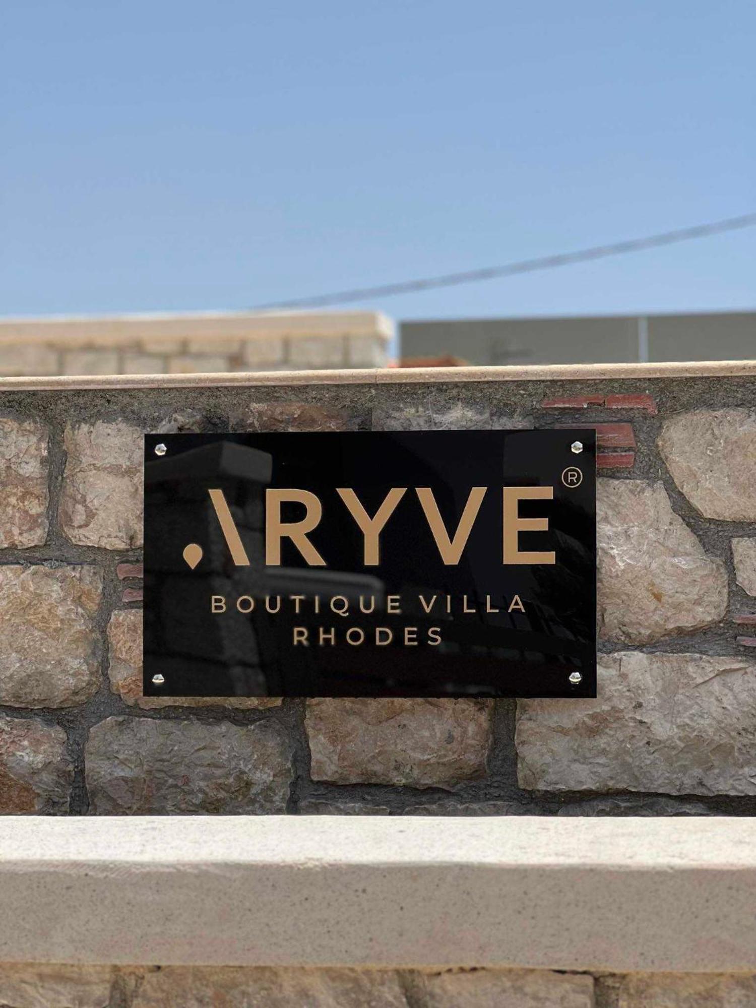 Aryve Boutique Villa Mit Akropolis- Und Meerblick, Infinity-Pool Und Designer-Interieur Malona Village ภายนอก รูปภาพ